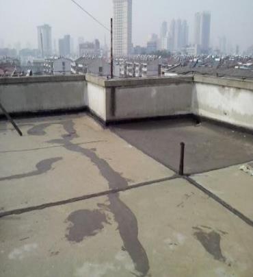 千阳漏水维修 楼顶漏水是什么原因，楼顶漏水维修方法是什么?